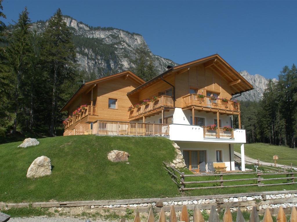 לה וילה Chalet Susi מראה חיצוני תמונה